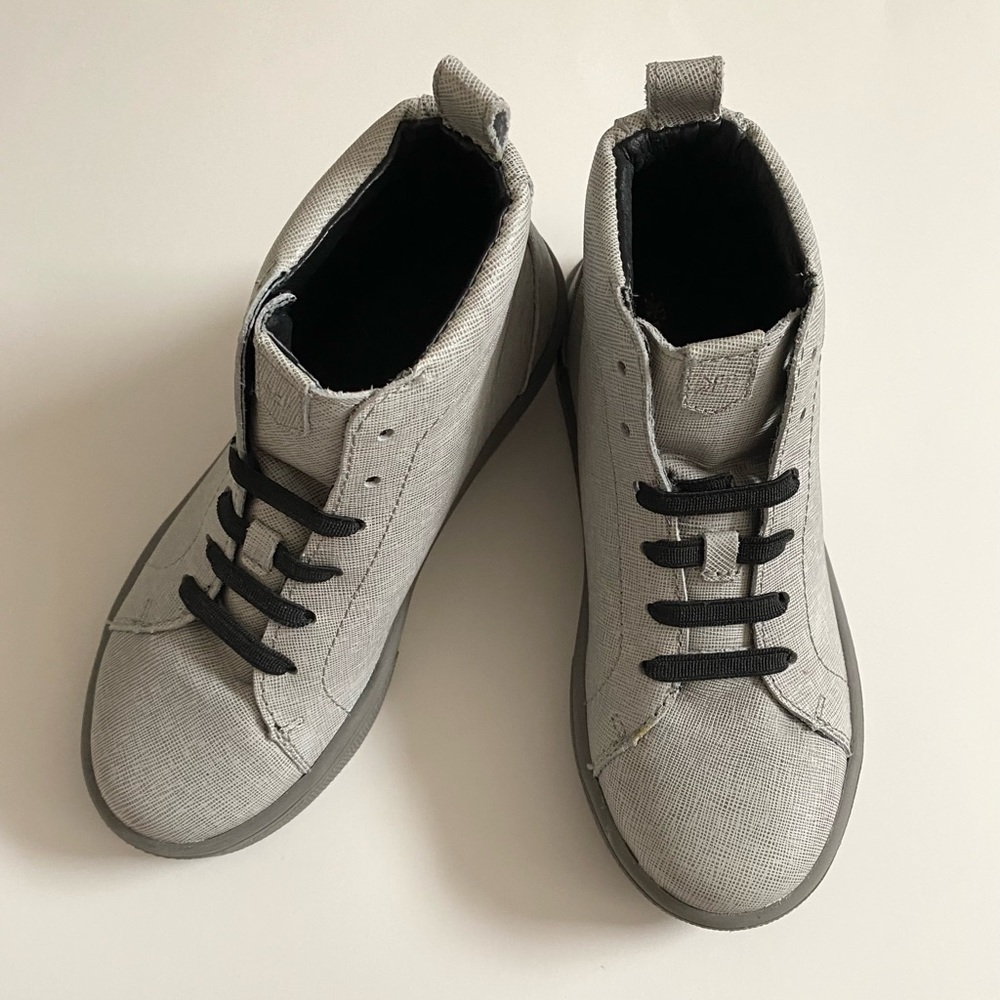 New ✨ Freshly Picked Gray Boots 12